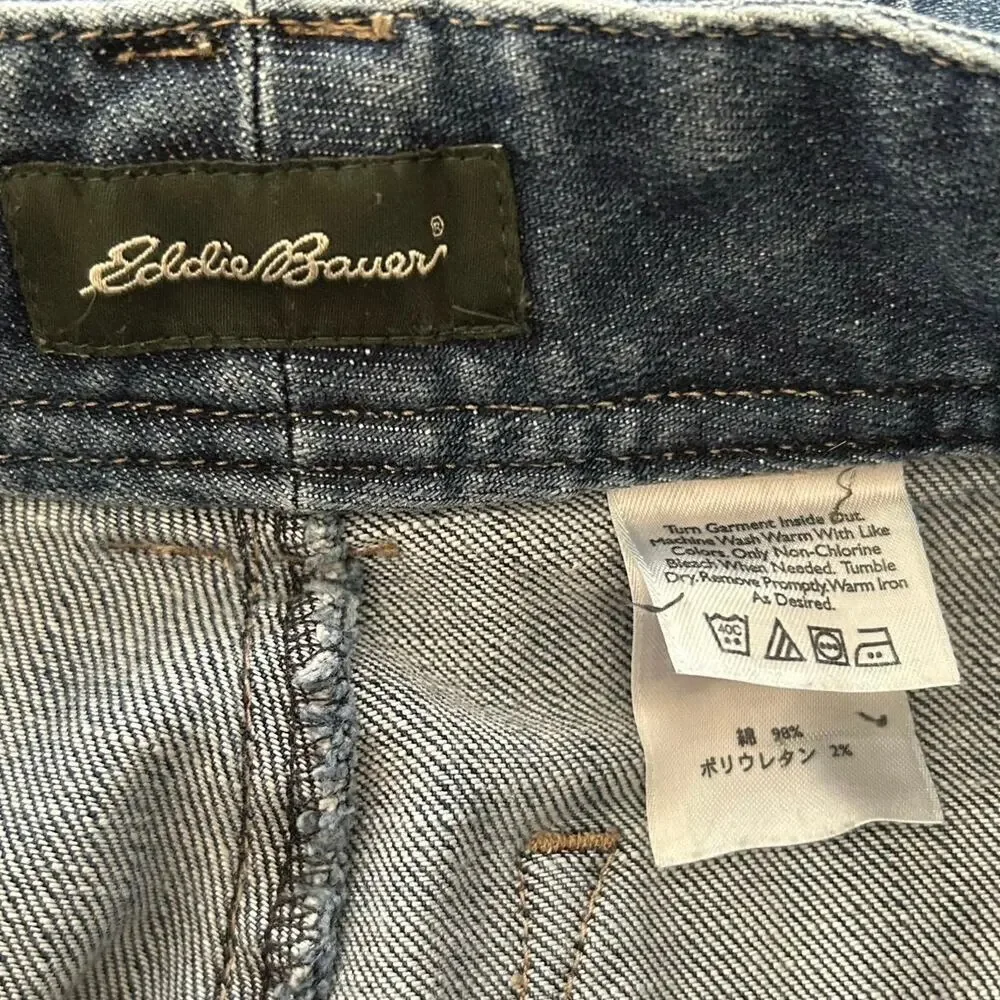 Eddie Bauer Wide Leg Jeans Women 32x29 Blue Classic Relaxed Vintage Wash Denim - Picture 3 of 7